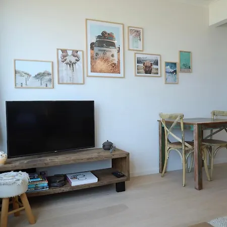 Apartment Met Zeezicht
